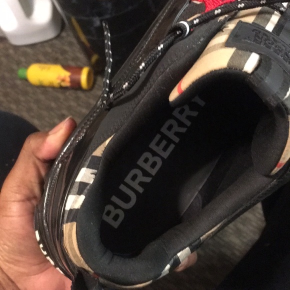 Burberry Arthur Runner Trainers - Picture 3 of 5